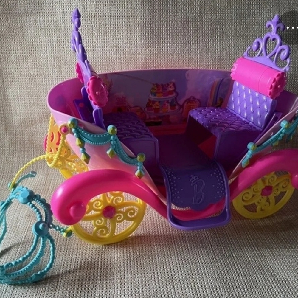 Barbie Dreamtopia carriage